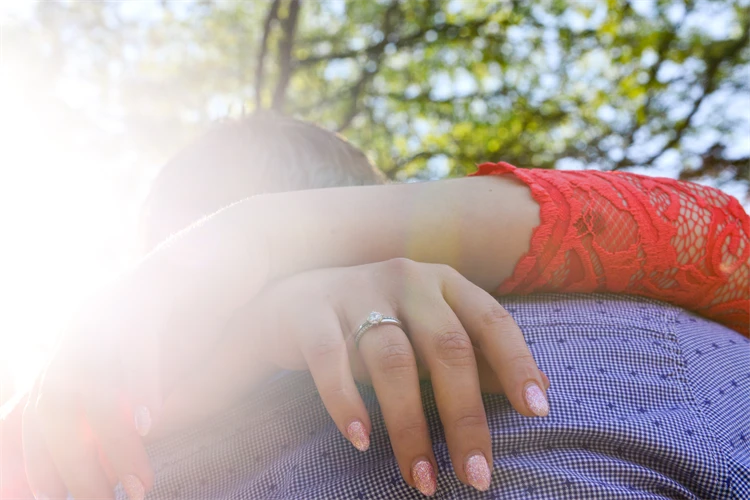 Dries & Annemieke - love fotoshoot door Anuja Fotografie