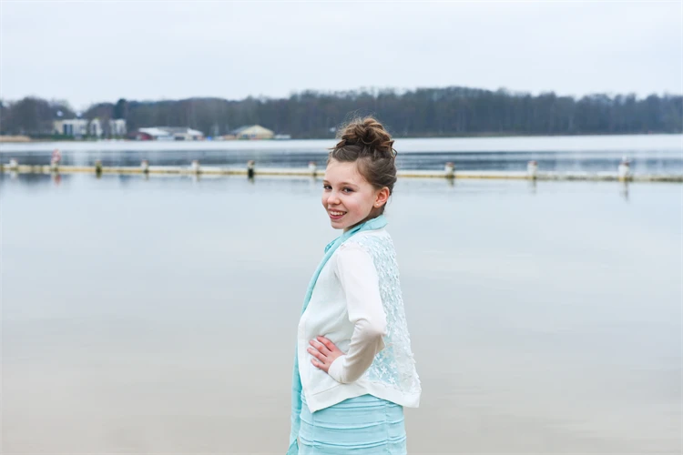 Fien - the little ones fotoshoot door Anuja Fotografie